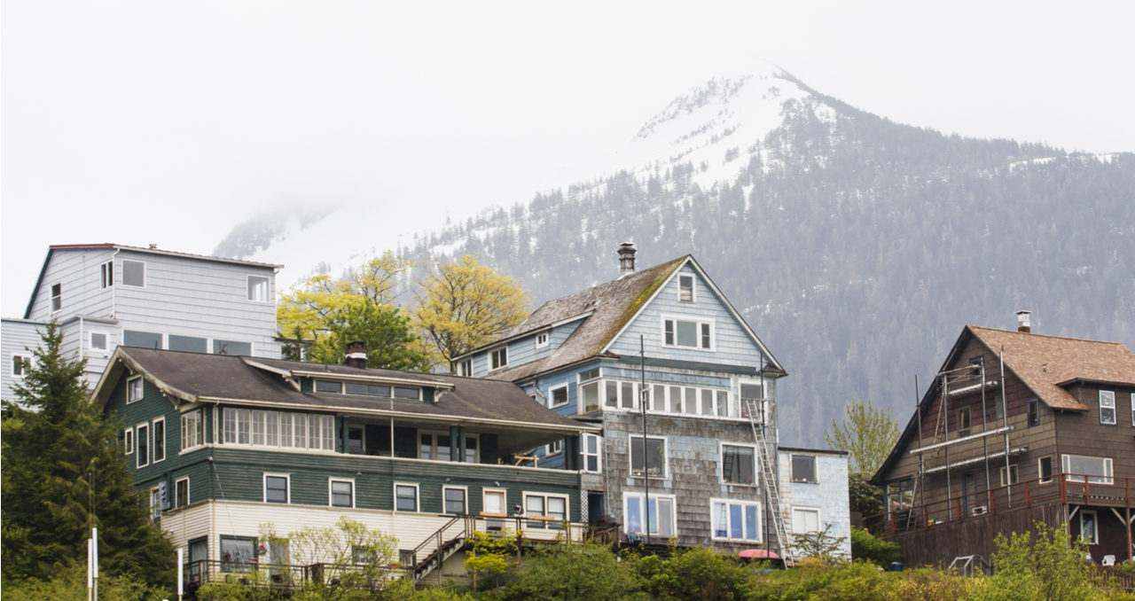 Best time to sell a house in Alaska