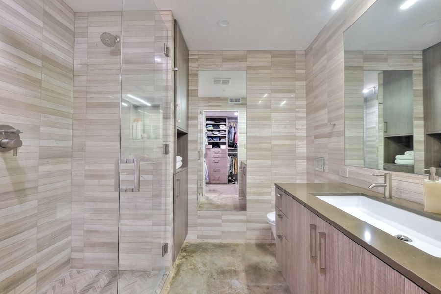 WestHollywood-1233-master-bath
