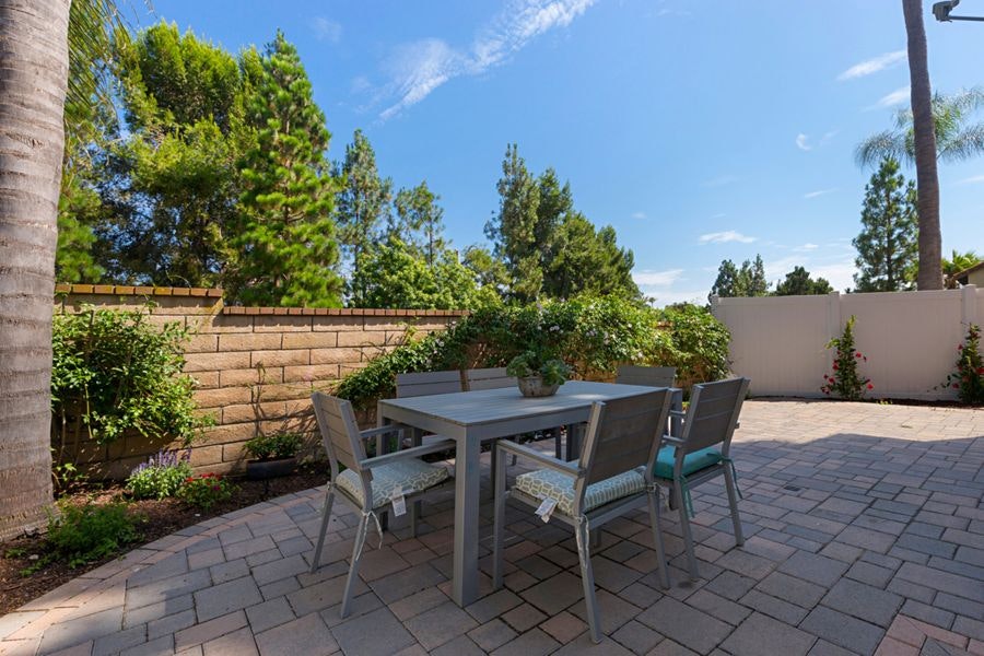 LagunaNiguel-25012-yard
