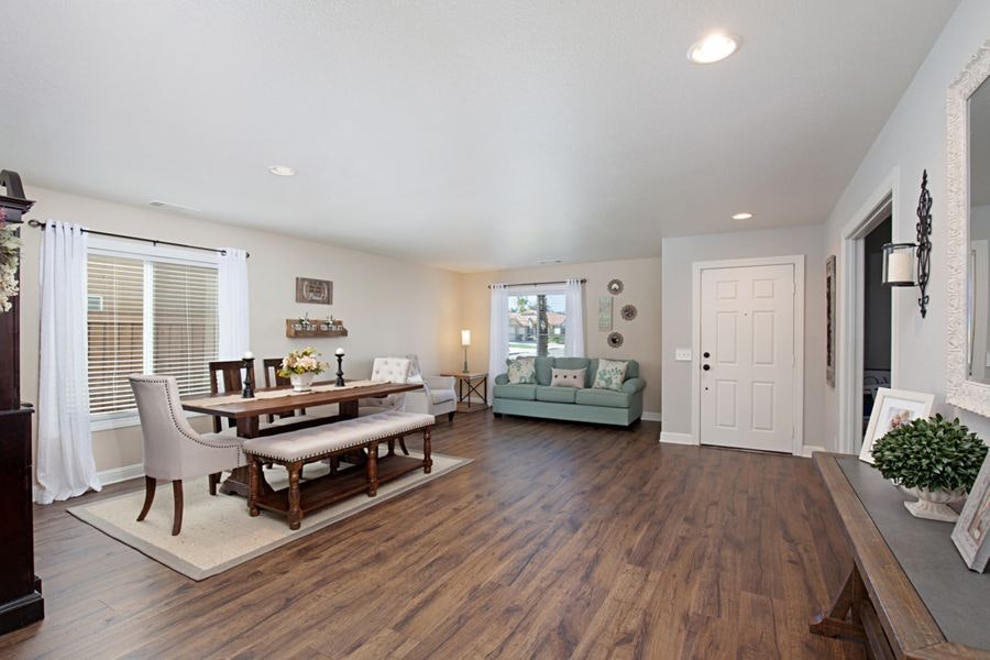 Menifee-29364-dining