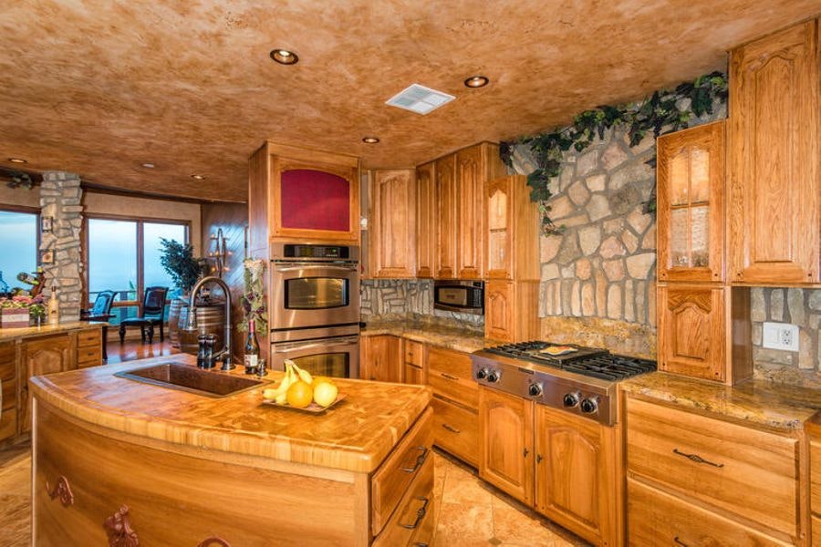 Kitchen3570