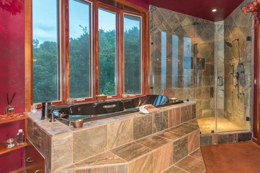 Bathroom3570