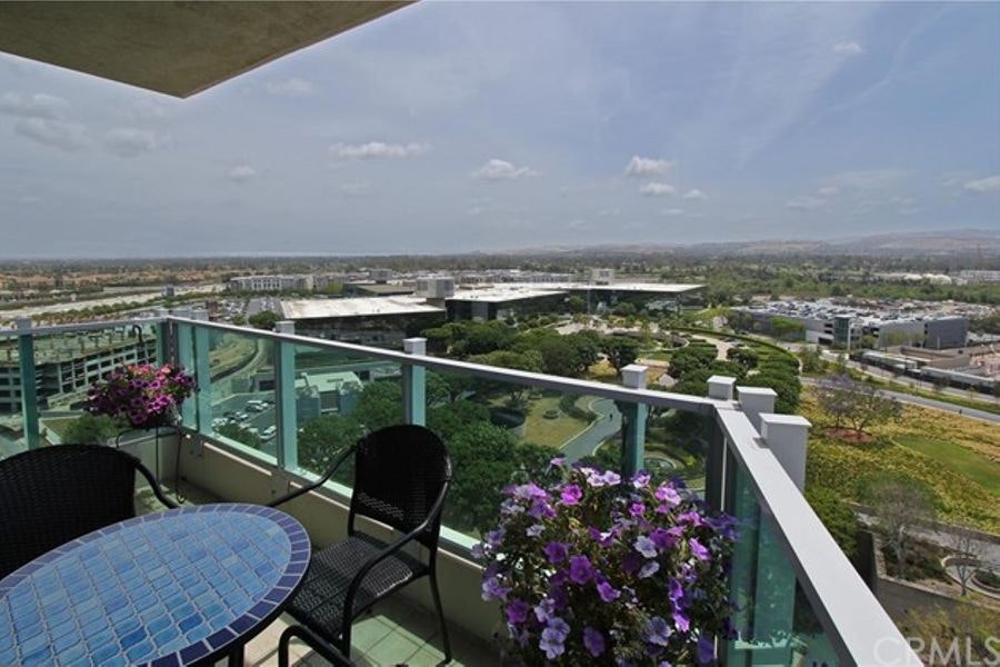 Irvine_patio