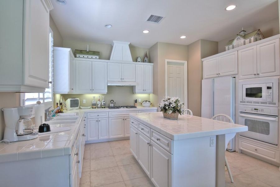 laquinta_kitchen