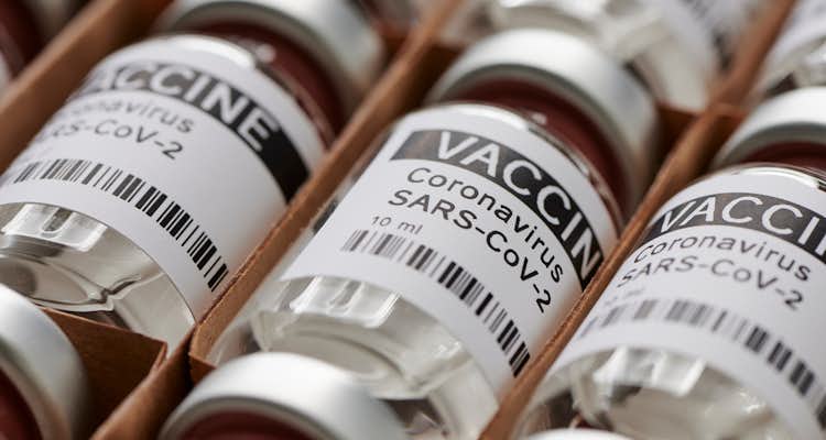 Entenda as vacinas bivalentes para a COVID-19!