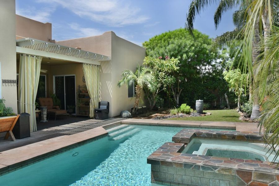 home description examples